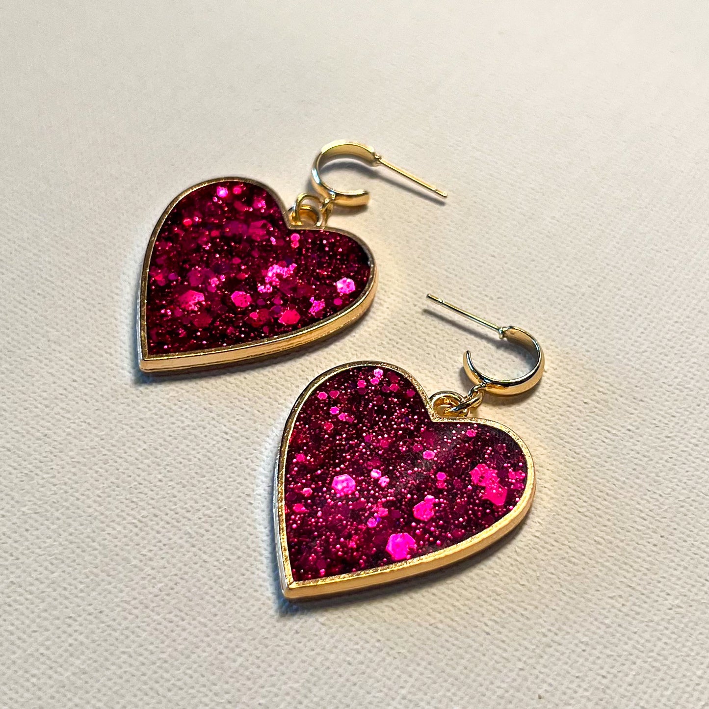 Bezel Heart Huggie Earrings in Fuchsia