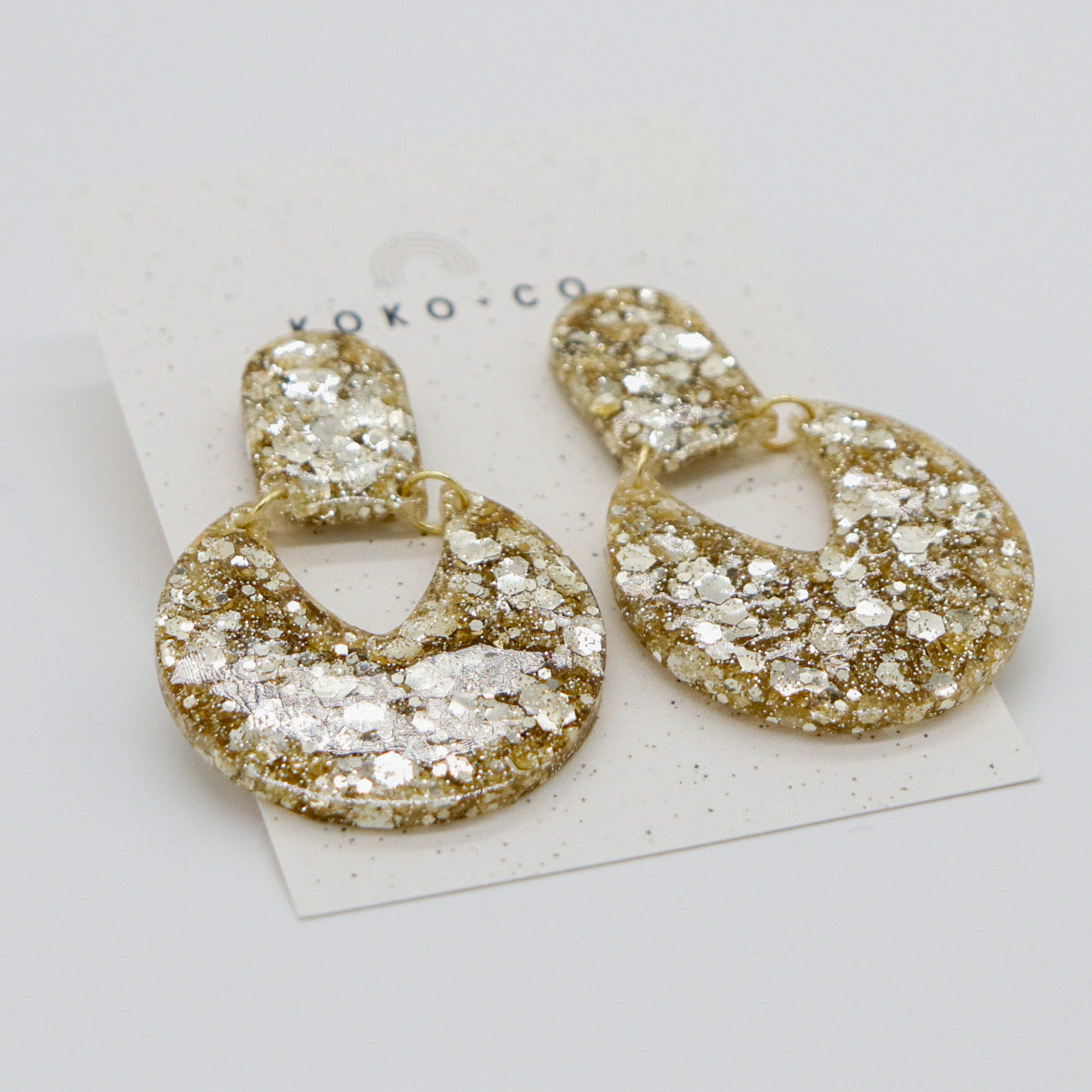 Spin You Around Sparkle Earrings in Luxury Gold