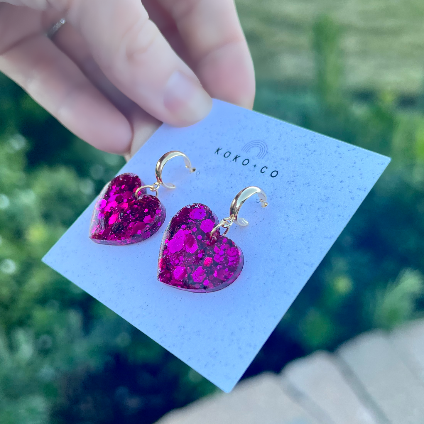 Huggie Heart Earrings in Fuchsia