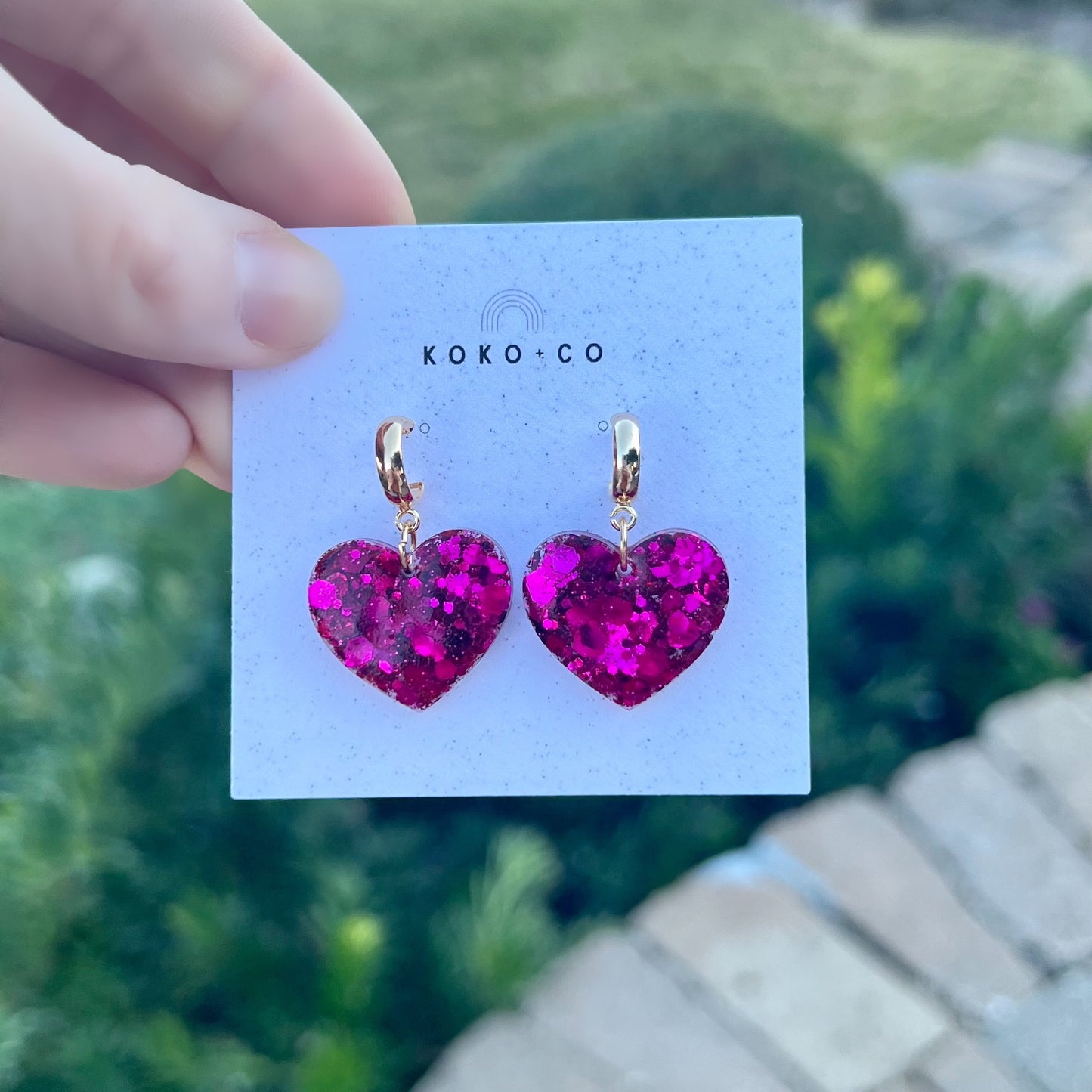Huggie Heart Earrings in Fuchsia