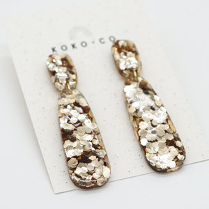 Sleek Earrings in Gold Sequins