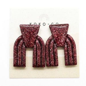 Taos Sparkle Stud Earrings in Maroon Glitter