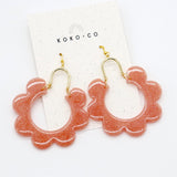 Petal Earrings in Coral Pearl