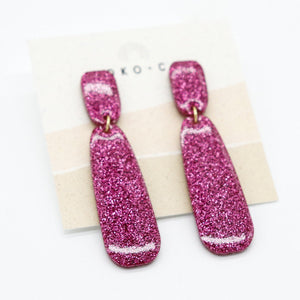 Sleek Earrings in Pink Glitter